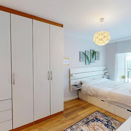 Centrally Located, Comfy 2-Bed 2-Bath Apt Dublin Dış mekan fotoğraf